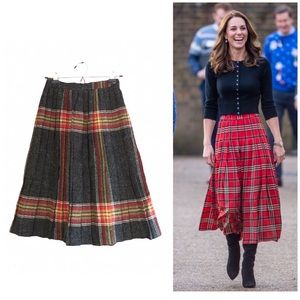 🌻Wool-Blend Plaid Pleated Skirt